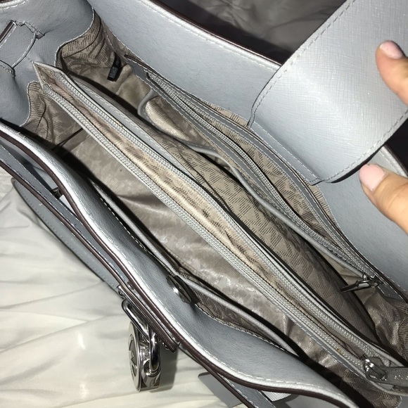 Michael Kors Purse - Picture 7 of 7